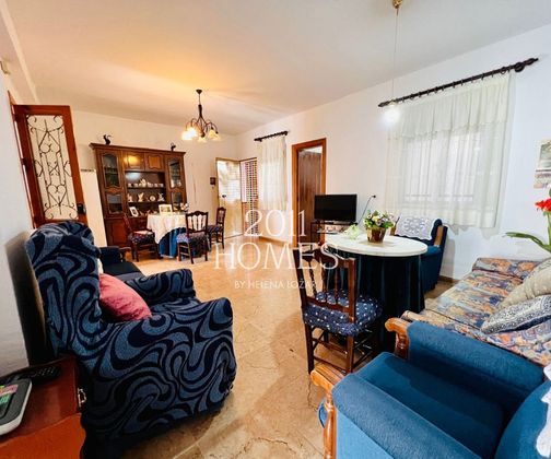 Foto 2 de Casa adossada en venda a Villanueva de Algaidas de 6 habitacions amb terrassa i jardí
