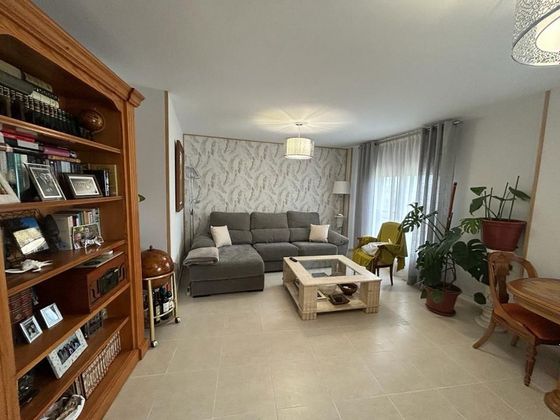 Foto 2 de Dúplex en venta en Alovera de 3 habitaciones con terraza y garaje
