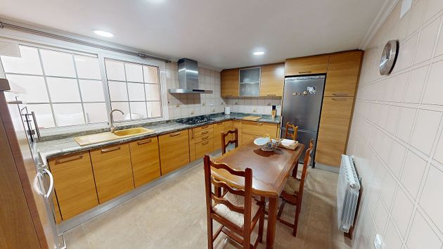 Foto 2 de Casa en venda a Monóvar/Monòver de 5 habitacions amb terrassa i aire acondicionat