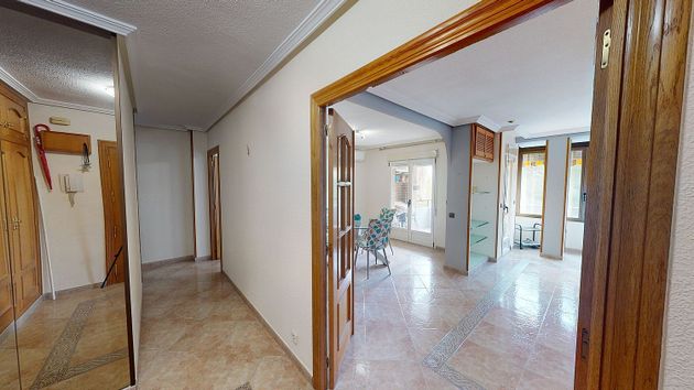 Foto 2 de Venta de piso en San Juan de Alicante/Sant Joan d´Alacant de 3 habitaciones con terraza y garaje