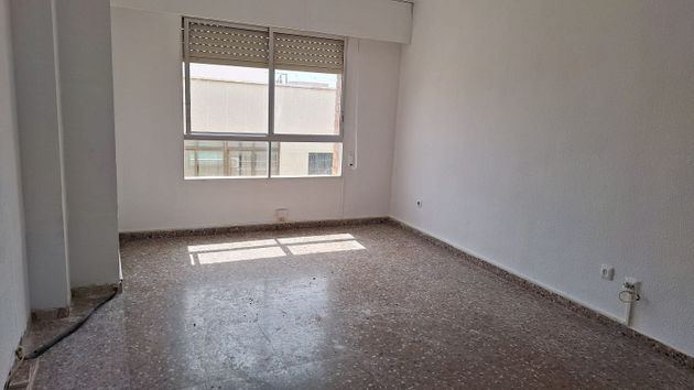 Foto 2 de Venta de piso en Centro - Mutxamel/Muchamiel de 3 habitaciones con balcón y ascensor