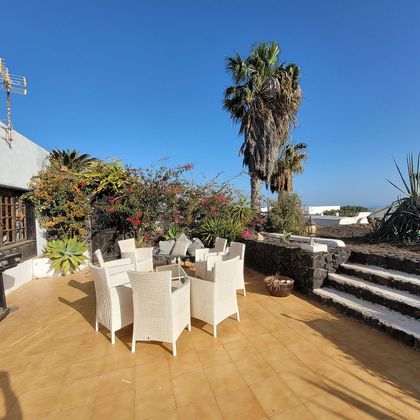 Foto 2 de Chalet en venta en Macher de 6 habitaciones con terraza y jardín