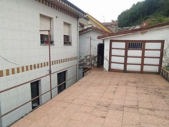 Foto 2 de Casa en venta en La Villa - Bazuelo de 3 habitaciones con terraza y calefacción