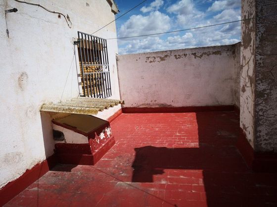 Foto 2 de Chalet en venta en Casas de Juan Núñez de 4 habitaciones con terraza y garaje