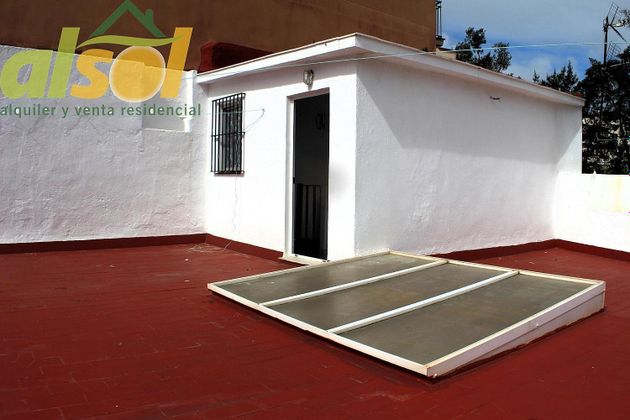 Foto 1 de Venta de casa en Centro - Puerto de Santa María (El) de 2 habitaciones con terraza y aire acondicionado