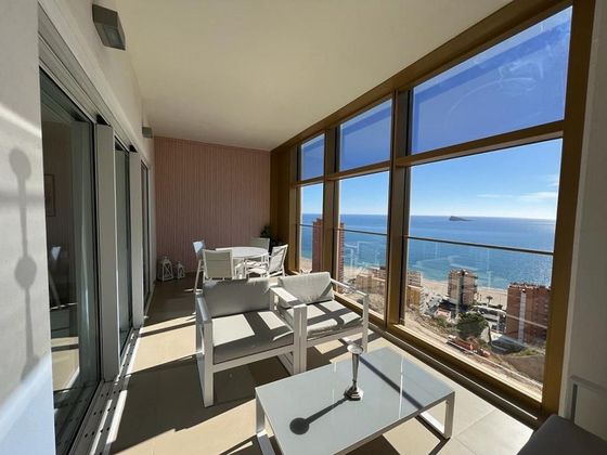 Foto 1 de Piso en alquiler en Playa de Poniente de 2 habitaciones con terraza y piscina