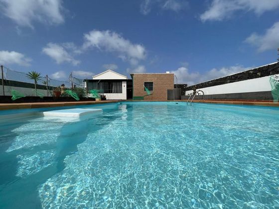 Foto 2 de Casa rural en venda a Masdache de 4 habitacions amb terrassa i piscina
