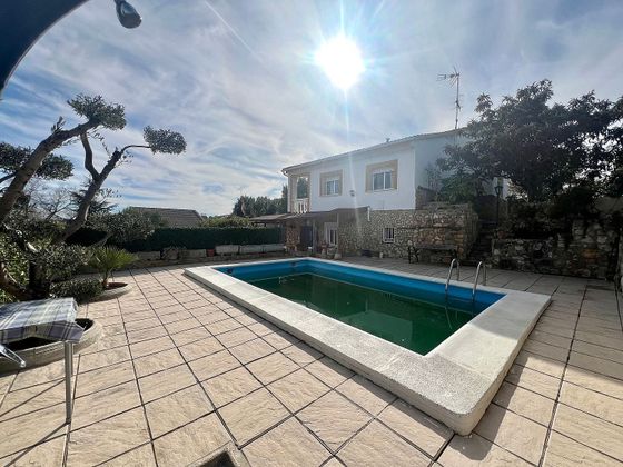 Foto 1 de Xalet en venda a Torrejón del Rey de 5 habitacions amb terrassa i piscina