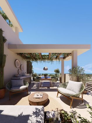 Foto 1 de Àtic en venda a Lomas de Marbella Club - Puente Romano de 4 habitacions amb terrassa i piscina