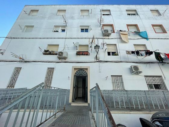 Foto 2 de Pis en venda a calle Bahía de Barbate de 3 habitacions i 69 m²
