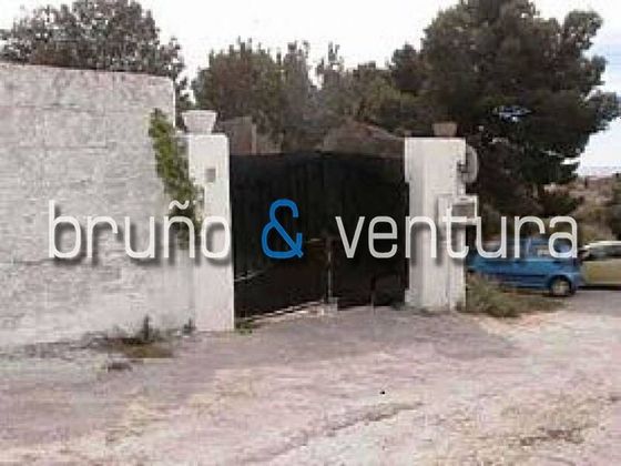 Foto 1 de Casa rural en venda a Sant Pere de Ribes Centro de 2 habitacions amb piscina i jardí