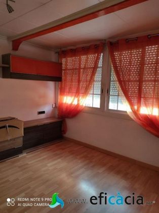 Foto 2 de Venta de piso en Polinyà de 2 habitaciones con aire acondicionado y calefacción
