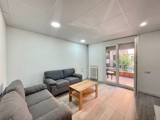 Foto 2 de Venta de piso en calle Historiador Josep Lladonosa de 4 habitaciones con terraza y balcón
