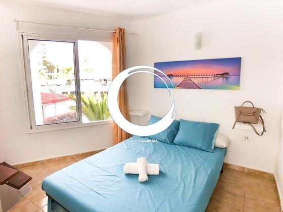 Foto 1 de Venta de dúplex en Los Cristianos - Playa de las Américas de 2 habitaciones con piscina