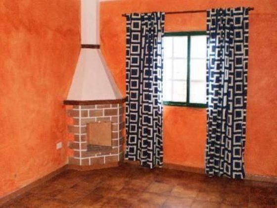 Foto 2 de Casa en venda a Tacoronte - Los Naranjeros de 3 habitacions amb terrassa