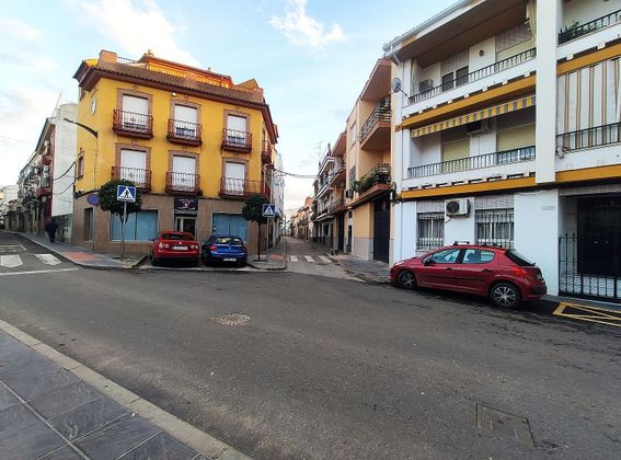 Foto 1 de Piso en venta en Andújar de 3 habitaciones con balcón