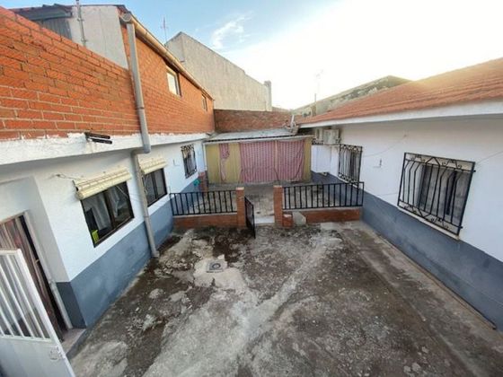 Foto 1 de Venta de casa adosada en Alameda de la Sagra de 4 habitaciones con terraza y garaje