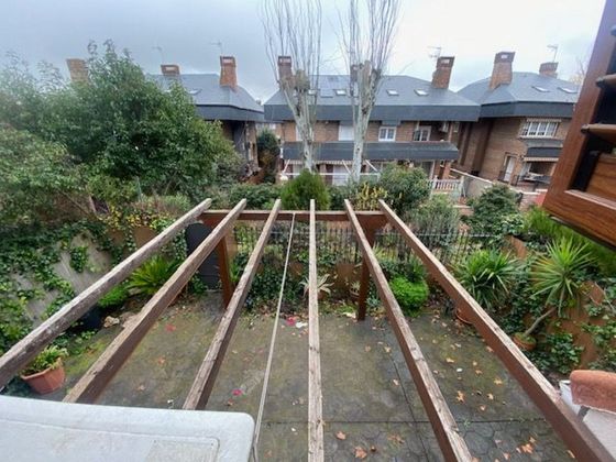 Foto 2 de Casa adosada en venta en Illescas de 6 habitaciones con terraza y piscina
