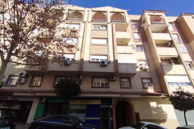 Foto 1 de Pis en venda a calle Melilla de 3 habitacions amb terrassa i piscina