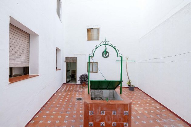 Foto 2 de Piso en venta en Gelves de 3 habitaciones con terraza y balcón