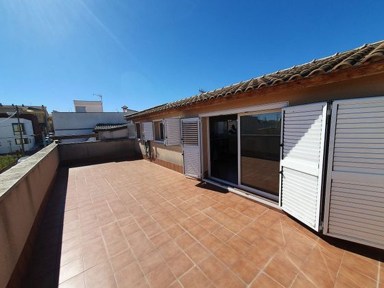 Foto 2 de Casa en venda a calle Riu Ebre de 3 habitacions amb terrassa i piscina