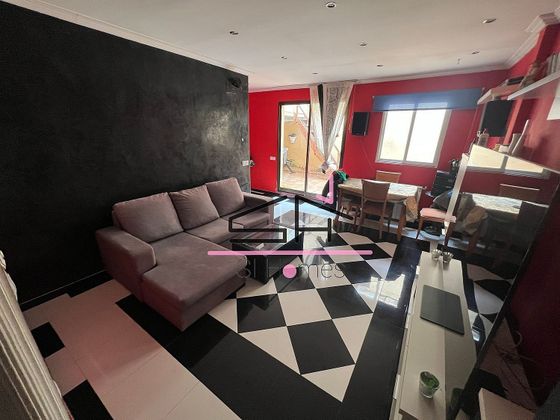 Foto 2 de Dúplex en venta en San Isidro de 8 habitaciones con terraza y aire acondicionado