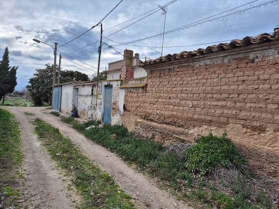 Foto 2 de Casa adossada en venda a urbanización Zapateros de 4 habitacions i 385 m²