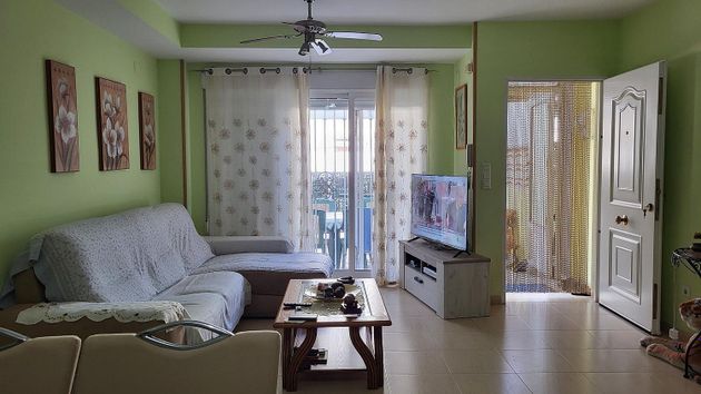 Foto 1 de Casa en venda a Miramar de 4 habitacions amb terrassa i balcó