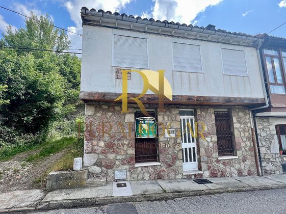 Foto 1 de Casa rural en venda a Pola de Gordón (La) de 4 habitacions amb balcó