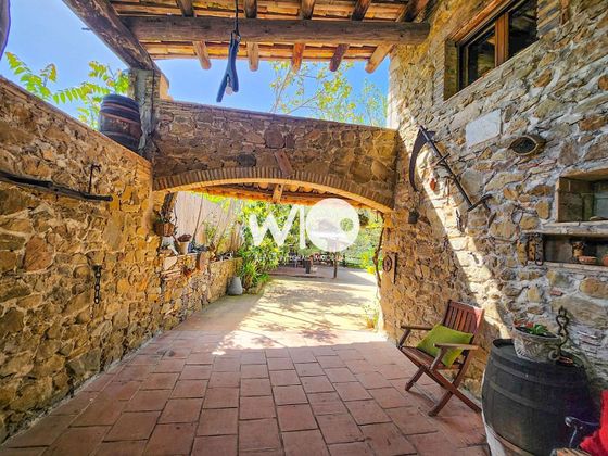 Foto 1 de Casa en venda a Aiguaviva de 4 habitacions amb piscina i jardí