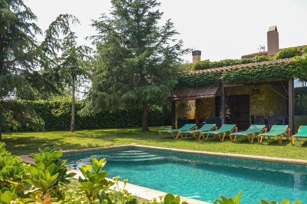 Foto 1 de Casa rural en venta en calle Del Montgrí de 3 habitaciones con terraza y piscina