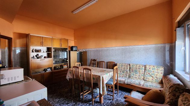Foto 2 de Casa en venda a calle Aldea Faeo de 4 habitacions amb calefacció