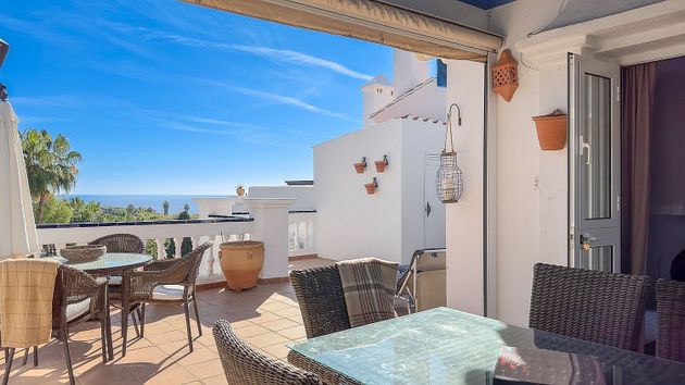 Foto 2 de Àtic en venda a Nueva Nerja - Burriana de 2 habitacions amb terrassa i piscina