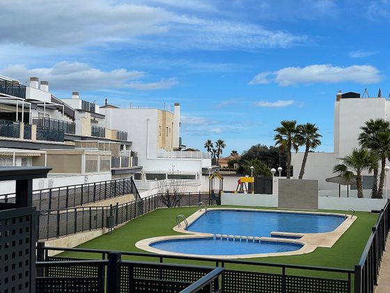 Foto 1 de Àtic en venda a avenida D'escandinàvia de 3 habitacions amb terrassa i piscina