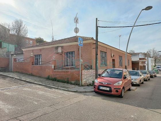 Foto 1 de Venta de casa en Nuevo Aranjuez de 5 habitaciones con garaje y aire acondicionado