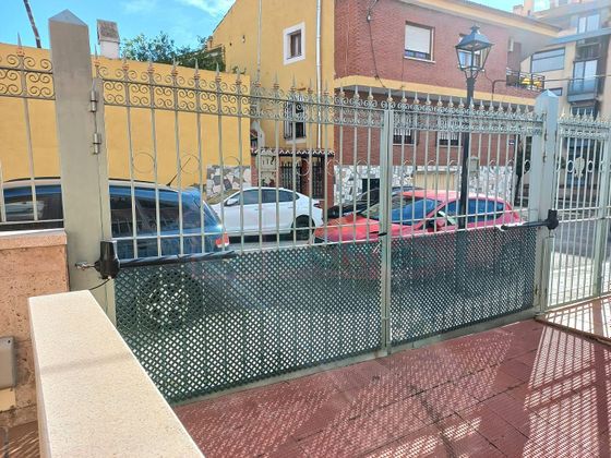 Foto 2 de Chalet en venta en Centro - Aranjuez de 5 habitaciones con terraza y garaje