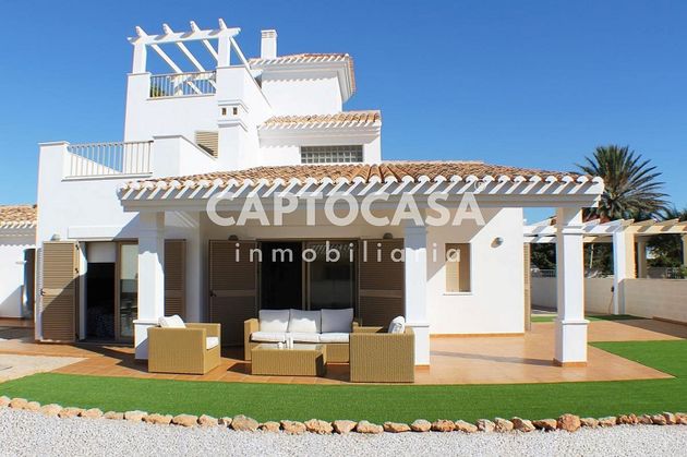 Foto 1 de Chalet en venta en Playa del Esparto-Veneziola de 4 habitaciones con terraza y garaje