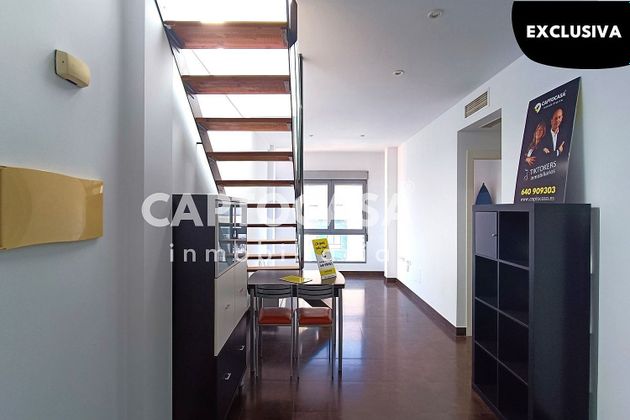 Foto 1 de Àtic en venda a calle Peroniño de 3 habitacions amb terrassa i balcó