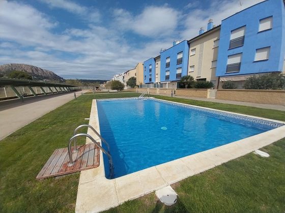 Foto 2 de Venta de dúplex en L'Estartit de 3 habitaciones con terraza y piscina