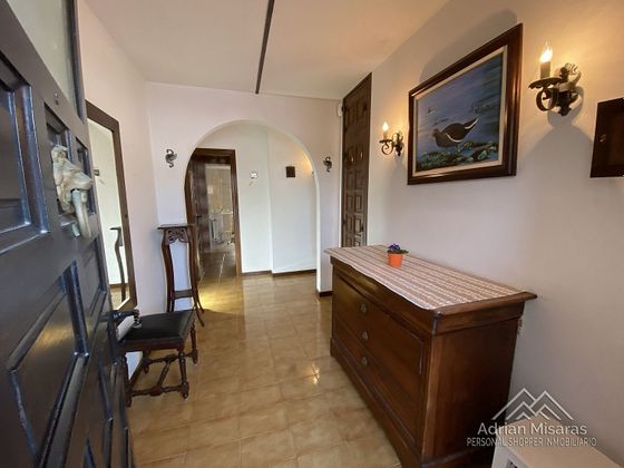 Foto 2 de Xalet en venda a calle Capadella de 3 habitacions amb terrassa i piscina