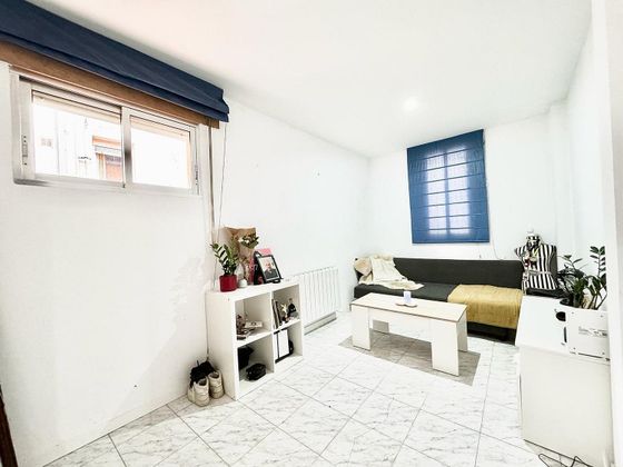 Foto 1 de Venta de piso en calle De Hernani de 1 habitación con calefacción