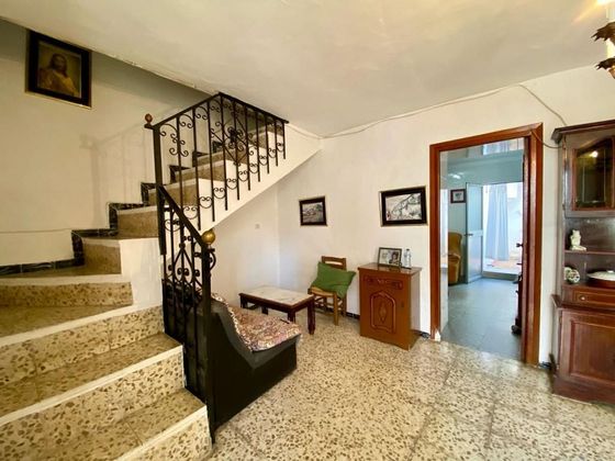 Foto 2 de Casa en venda a calle Cantarranas de 4 habitacions amb terrassa i balcó