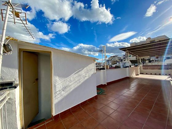 Foto 1 de Venta de casa adosada en Álora de 4 habitaciones con terraza y garaje