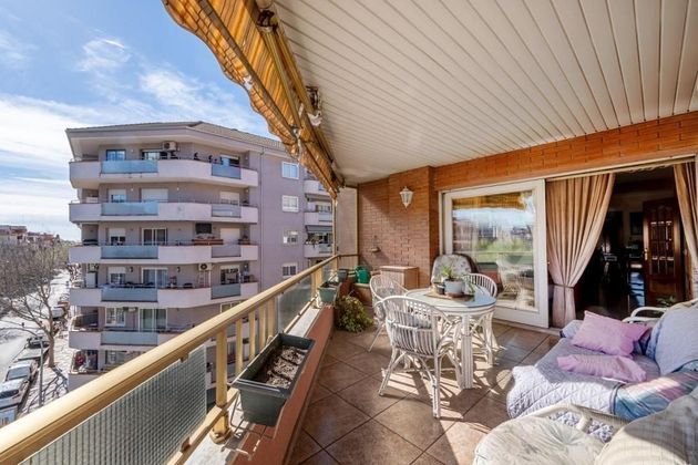 Foto 2 de Pis en venda a La Roureda de 5 habitacions amb terrassa i balcó