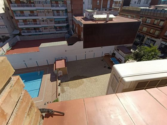 Foto 2 de Ático en venta en Marianao de 2 habitaciones con terraza y piscina