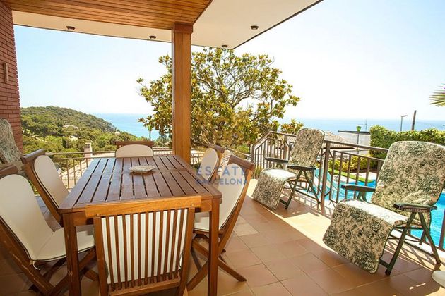 Foto 2 de Xalet en venda a Blanes de 5 habitacions amb terrassa i piscina