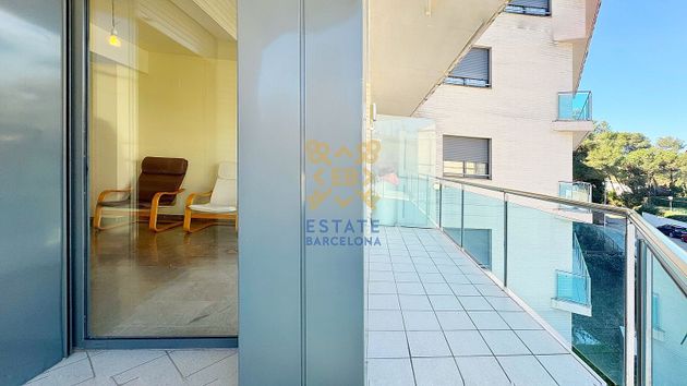 Foto 2 de Piso en venta en Puigventós de 3 habitaciones con terraza y piscina