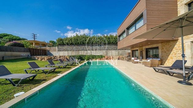 Foto 2 de Chalet en venta en Cabanyes-Mas Ambrós-Mas Pallí de 6 habitaciones con terraza y piscina
