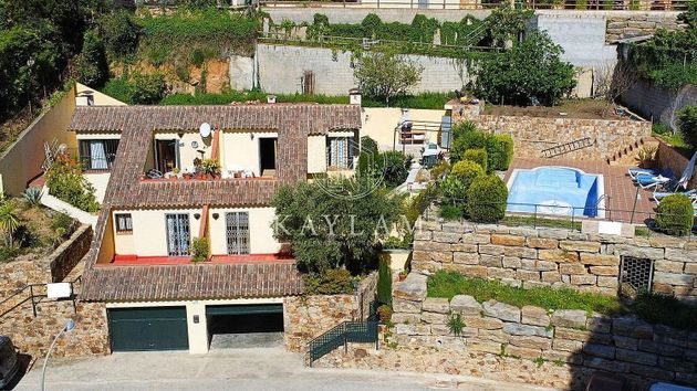Foto 1 de Chalet en venta en Santa María de Llorell de 3 habitaciones con terraza y garaje