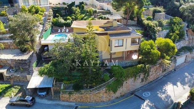 Foto 2 de Chalet en venta en Santa María de Llorell de 3 habitaciones con terraza y piscina